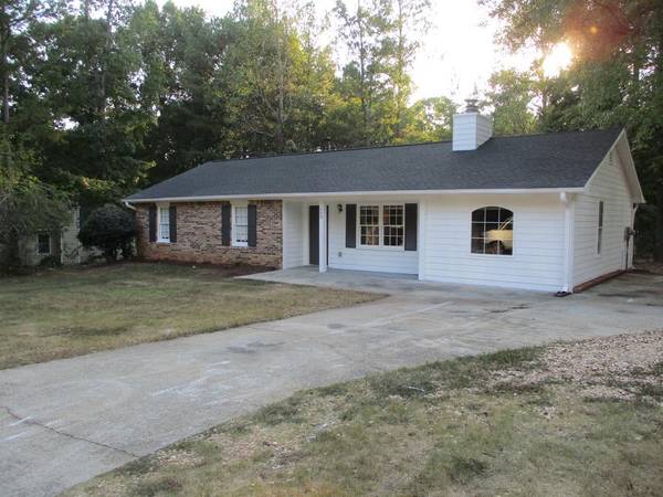 608 Hamlet CT SE, Conyers, GA 30094