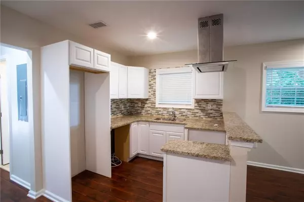 Atlanta, GA 30318,445 Lanier