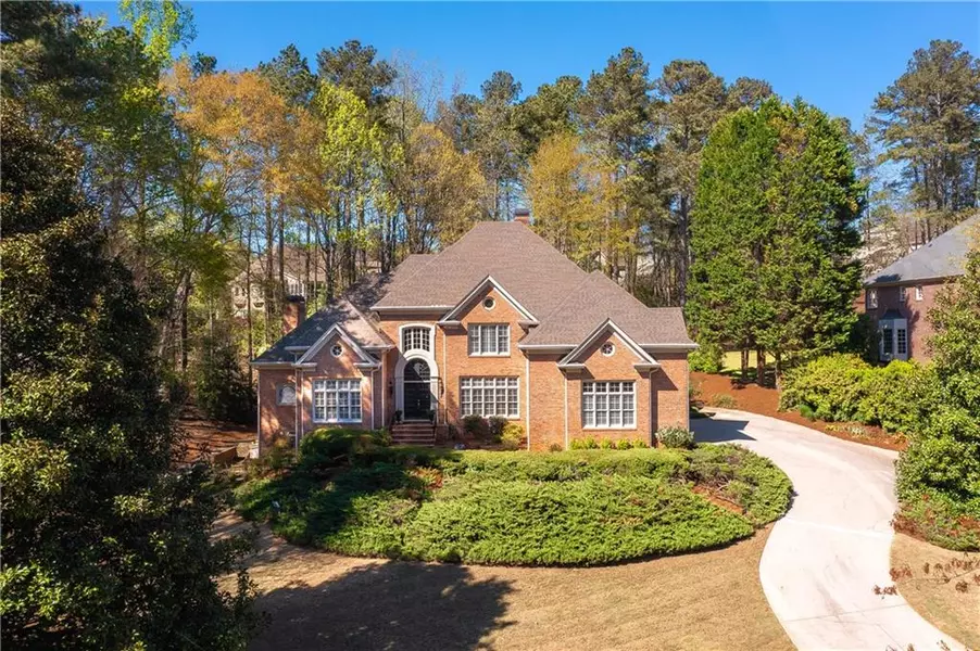 2210 River Cliff DR, Roswell, GA 30076