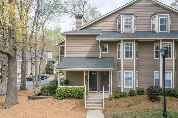 2134 N FOREST TRL, Dunwoody, GA 30338