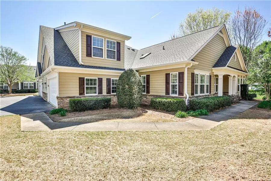 2673 Grapevine CIR #1102, Cumming, GA 30041