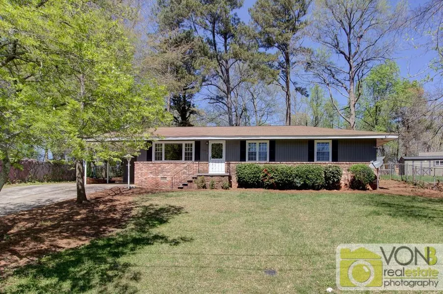 700 Stewart CIR NW, Marietta, GA 30064