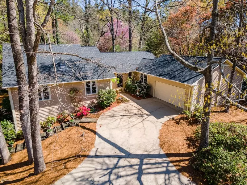 2613 Chimney Springs DR, Marietta, GA 30062