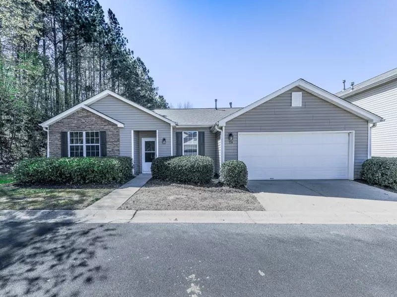 714 Bedford CT, Woodstock, GA 30188