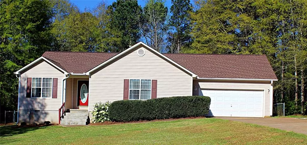 215 Seminary RDG, Griffin, GA 30224