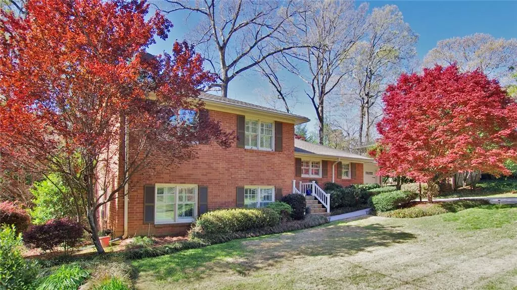 2077 Trailmark DR, Decatur, GA 30033