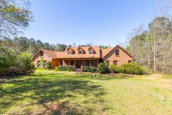 670 Mill Pond RD, Newborn, GA 30056