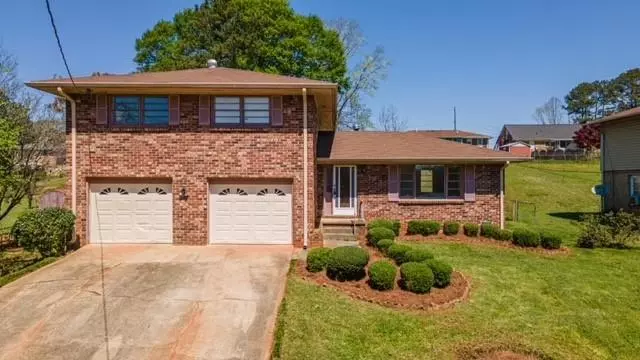 2282 Wallingford DR, Decatur, GA 30032