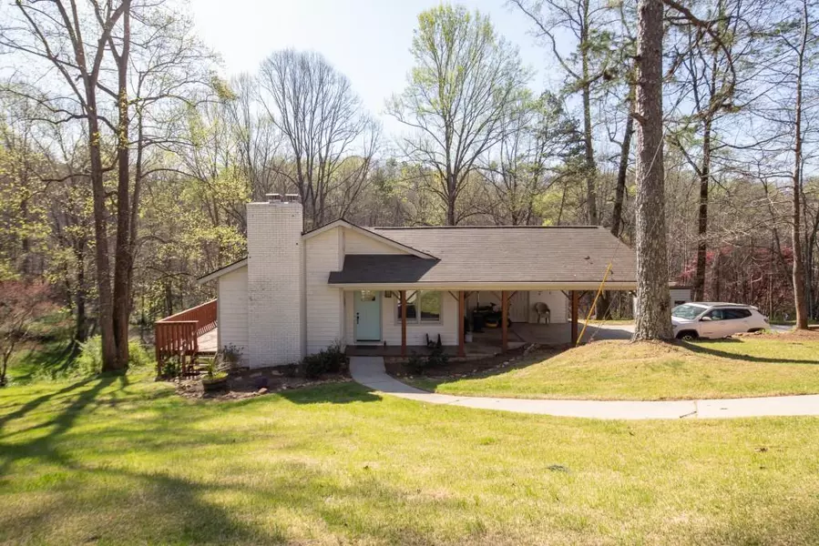 40 Chestatee Springs RD, Dahlonega, GA 30533