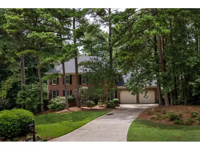 305 S Talbot CT, Roswell, GA 30076