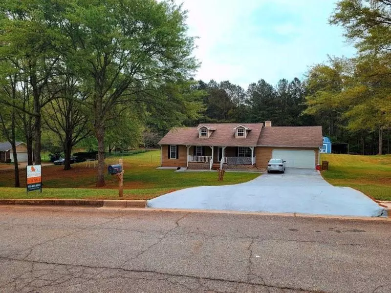 154 Creek Side DR, Mcdonough, GA 30252