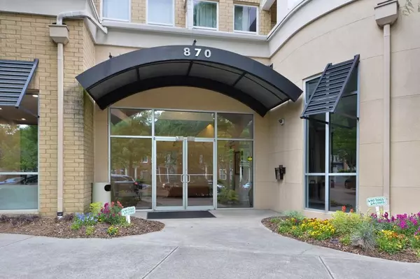 870 Inman Village Pkwy NE #402, Atlanta, GA 30307