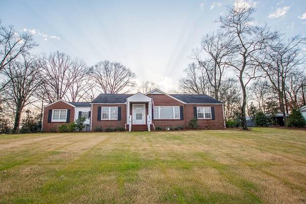 119 S Louise AVE, Calhoun, GA 30701