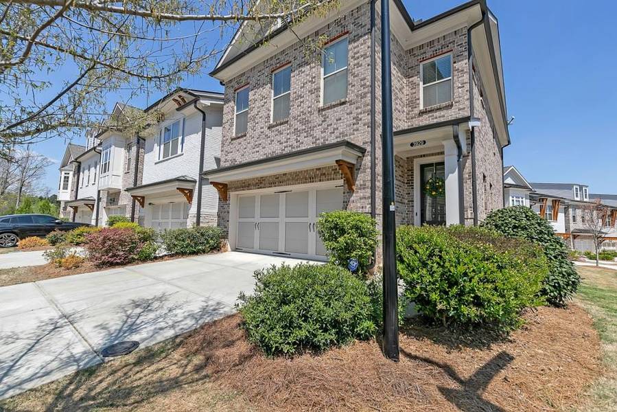 3929 Glenview Club LN, Duluth, GA 30097