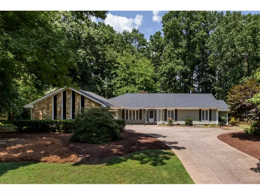 Roswell, GA 30076,400 Saddle Horn CIR