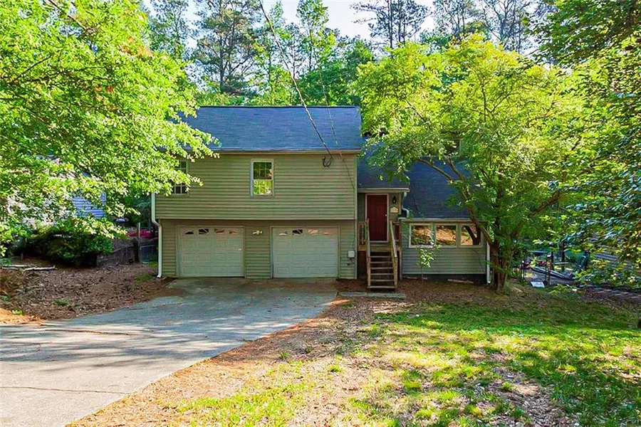 2593 Seneca TRL, Duluth, GA 30096