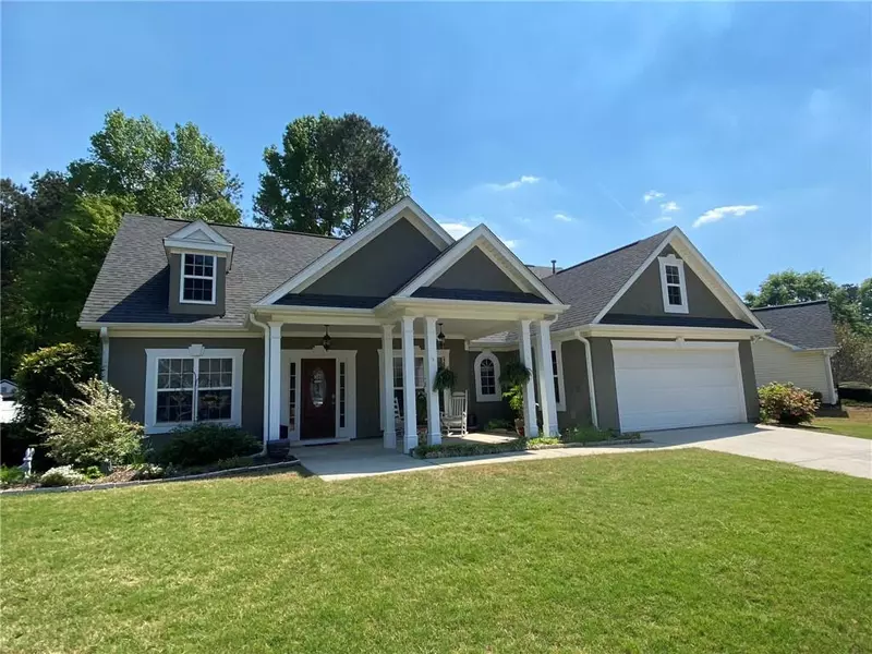 85 Avondale CIR, Newnan, GA 30265