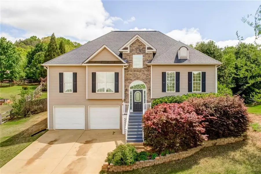 14 Clearview DR, Cartersville, GA 30121