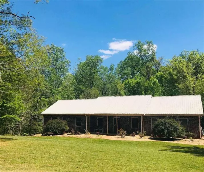 788 Johnny Fears RD, Shady Dale, GA 31085