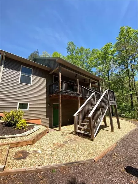 22 Huntington PL, Dahlonega, GA 30533