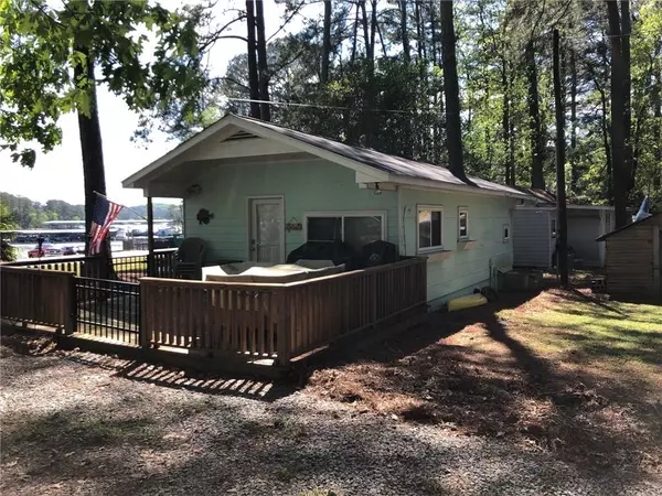 Acworth, GA 30102,5400 Kings Camp Cabin 8C RD SE