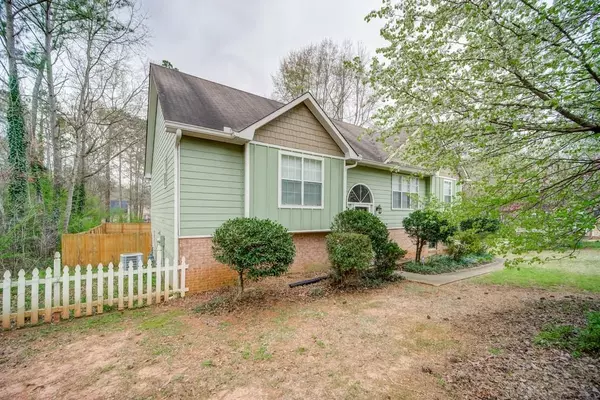 Mcdonough, GA 30253,630 HARDWOOD LN