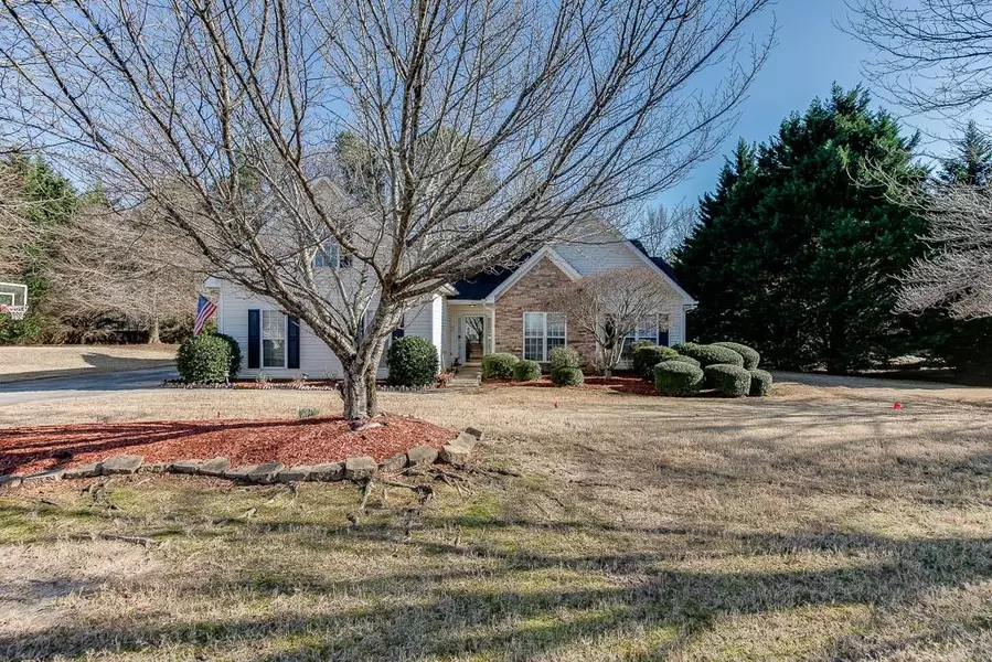 6040 Devonshire DR, Flowery Branch, GA 30542