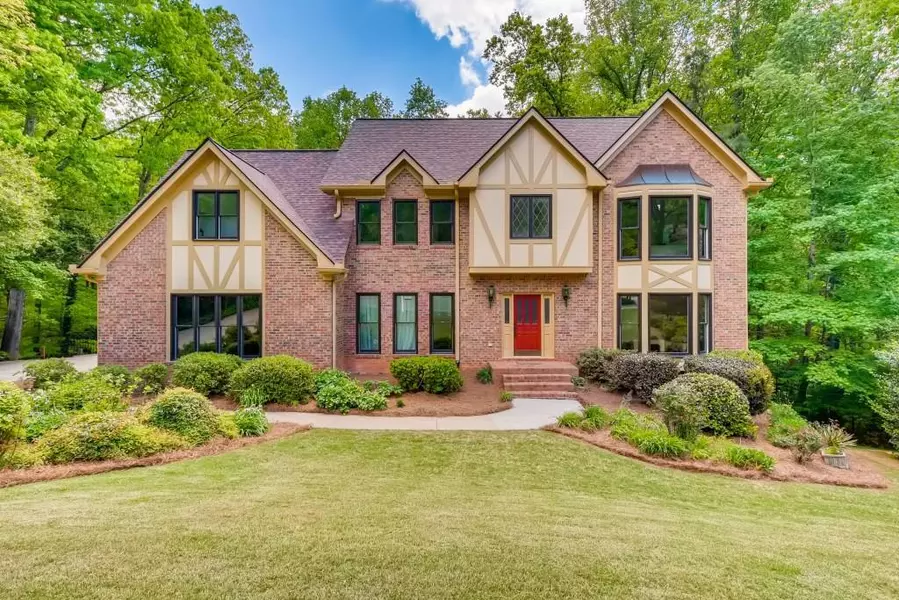 310 Willow Wind, Roswell, GA 30076