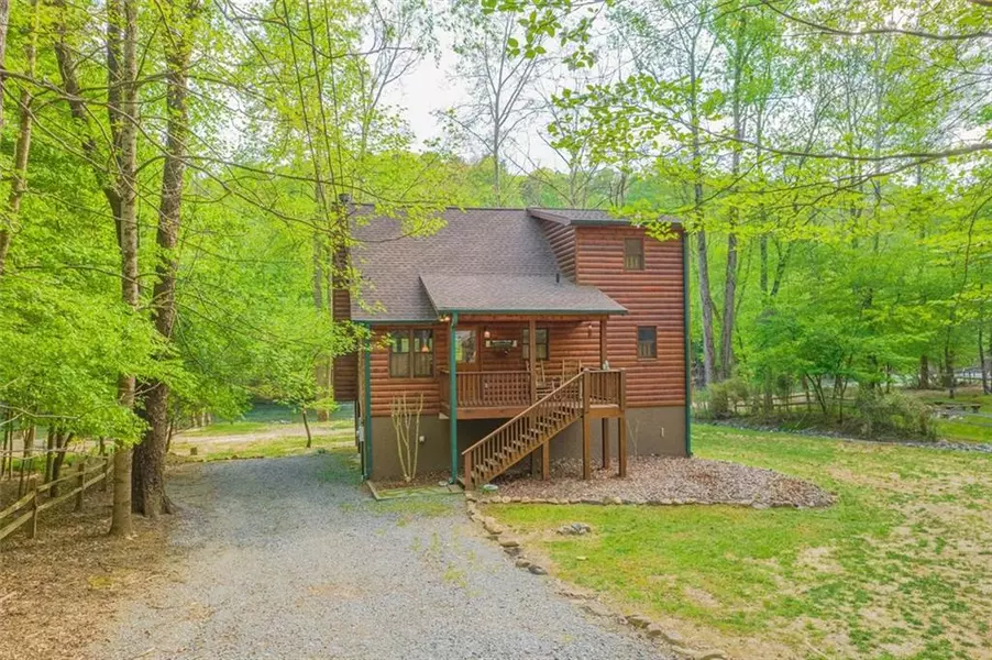 823 Centergate DR, Ellijay, GA 30540