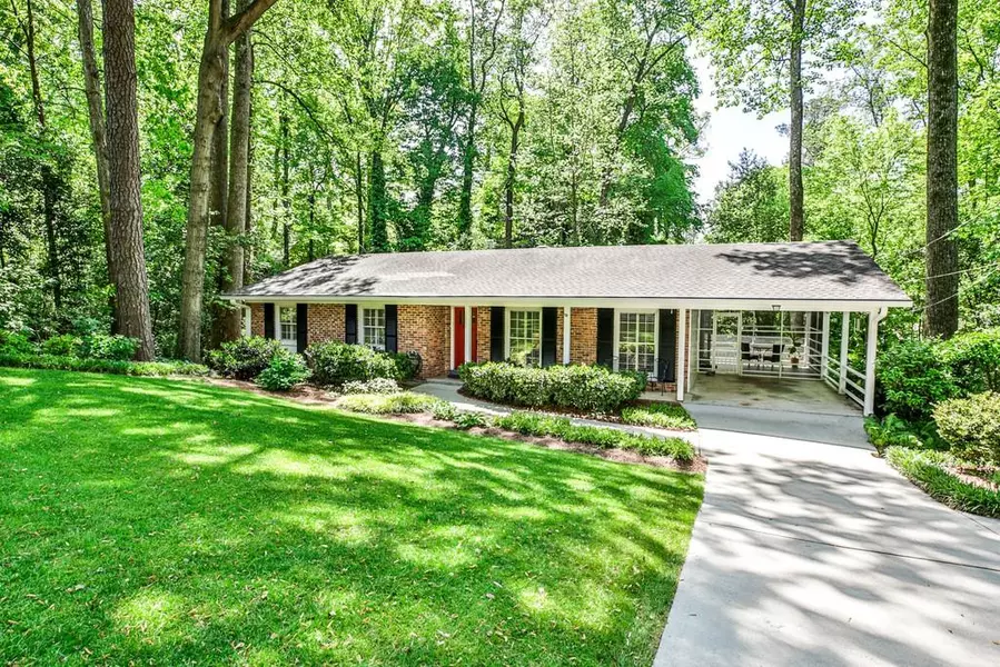 2301 Ferndale DR, Decatur, GA 30030