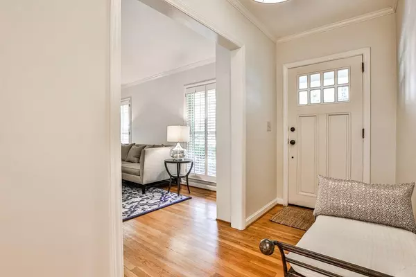 Decatur, GA 30030,2301 Ferndale DR