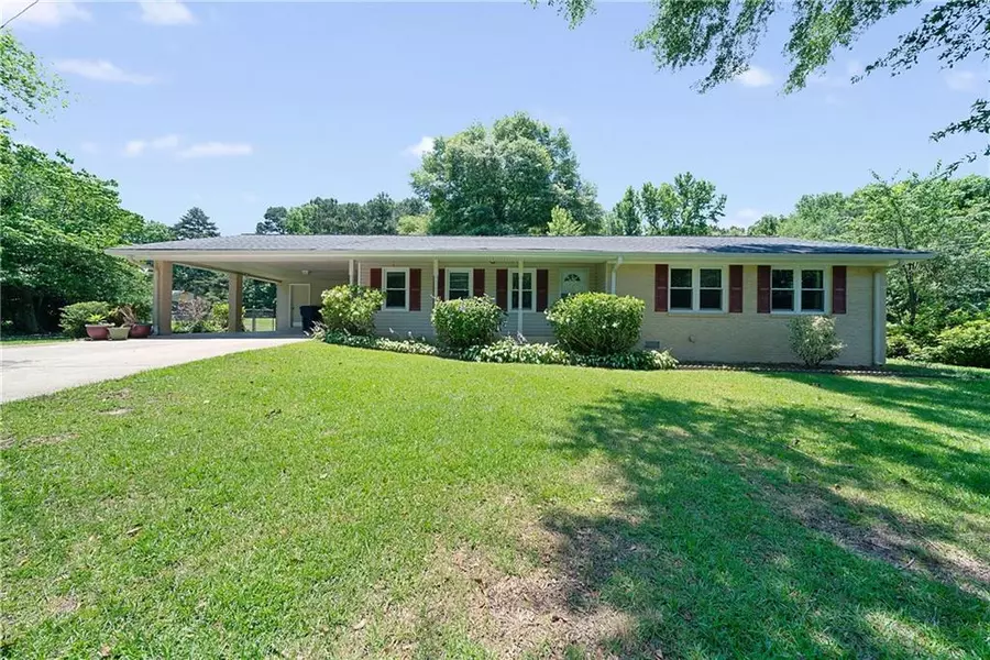 1529 Old Peachtree RD, Lawrenceville, GA 30043