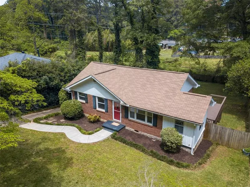 982 GAYLEMONT CIR, Decatur, GA 30033