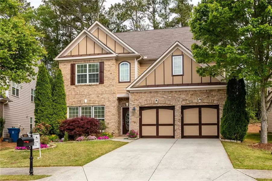 1611 Scenic Pines DR, Lawrenceville, GA 30044