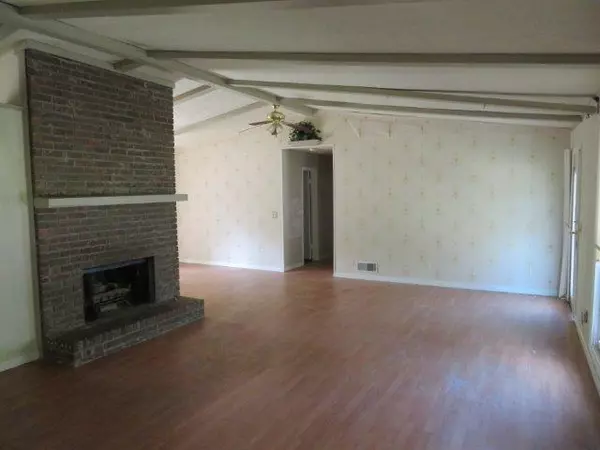 Acworth, GA 30101,4715 Cheri Lynn RD NW