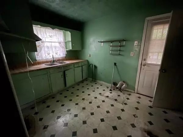 Atlanta, GA 30317,286 Sisson AVE NE