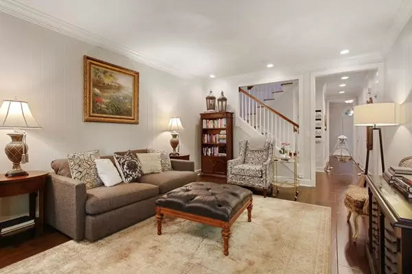 Atlanta, GA 30327,3075 Howell Mill RD NW #2