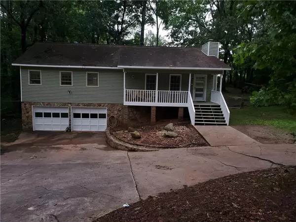 2734 Hillside, Douglasville, GA 30135