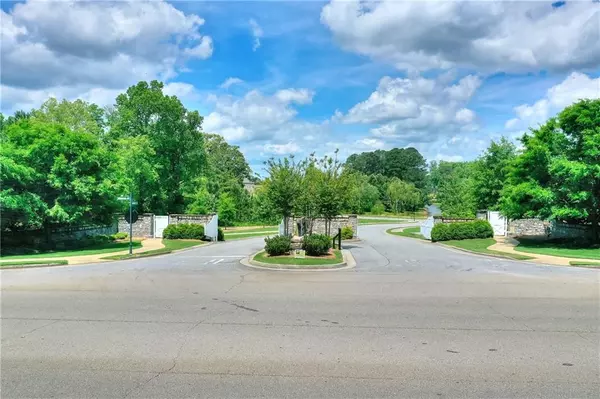 306 Timberview TRL, Alpharetta, GA 30004