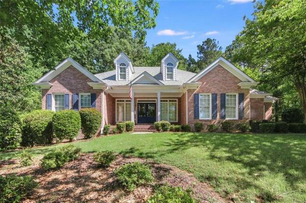 411 Magnolia CT, Loganville, GA 30052