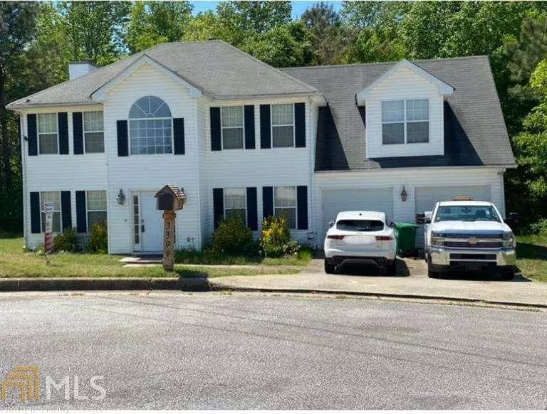 3399 Spring Chase LN, Ellenwood, GA 30294