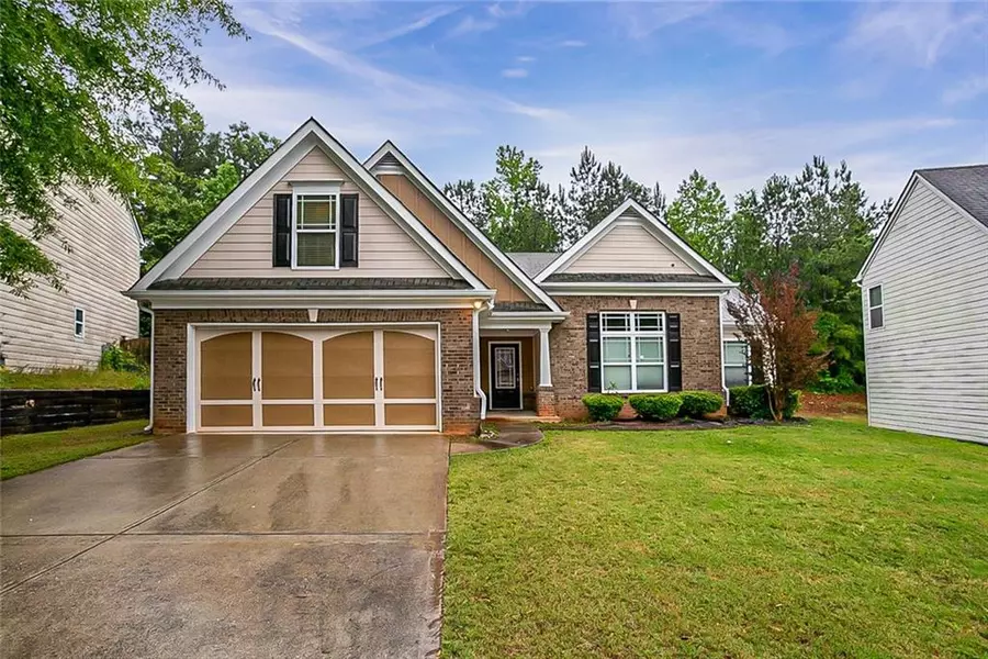 2160 Village Green DR, Fairburn, GA 30213