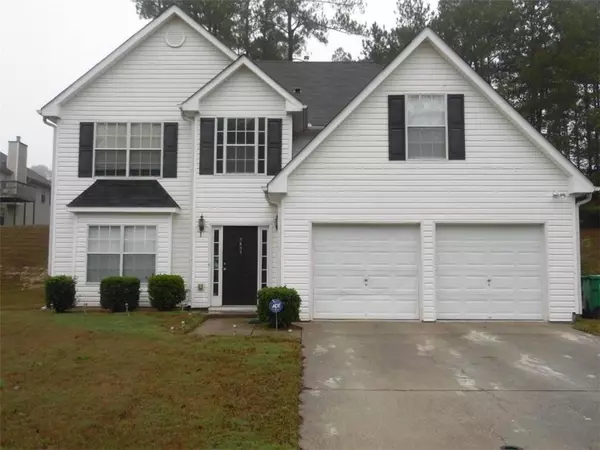 7636 Pond View LN, Lithonia, GA 30058