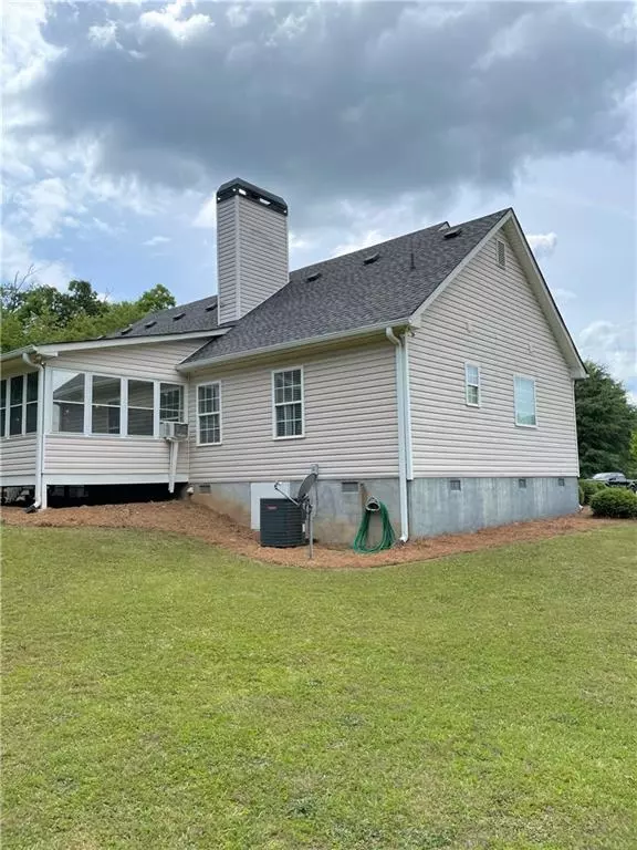 Good Hope, GA 30641,1805 Double Bridges RD