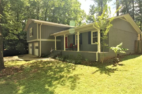 Peachtree City, GA 30269,910 Hip Pocket RD