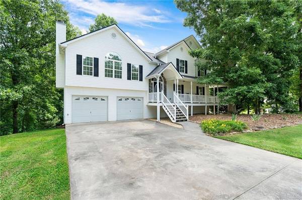 500 Spring CT, White, GA 30184