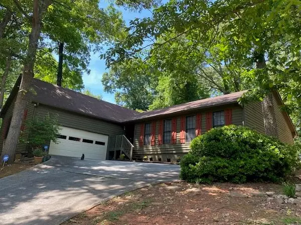 5196 Biffle RD, Stone Mountain, GA 30088