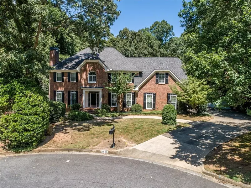 8585 Olde Pacer Pointe, Roswell, GA 30076