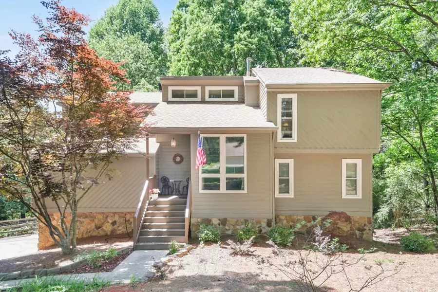 2225 Smoke Stone CIR, Marietta, GA 30062