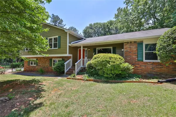 5842 SURREY, Norcross, GA 30093